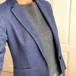 Blue blazer. Massimo Dutti